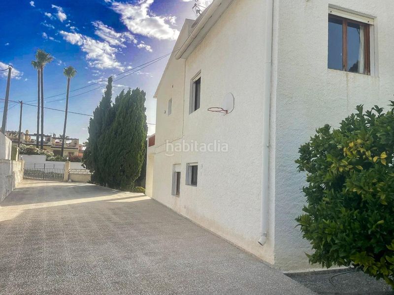 Foto ef5dfeb8-d490-4ae0-b1bb-73dcd4259454. Chalet con parcheggio piscina in L´Albir Alfàs del Pi (l´)