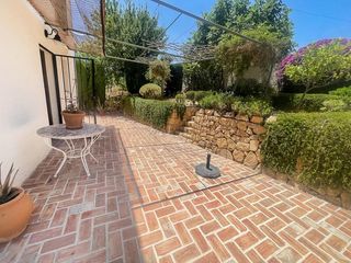 Casa a El Tossal-Bello Horizonte. Casa con jardín y vistas