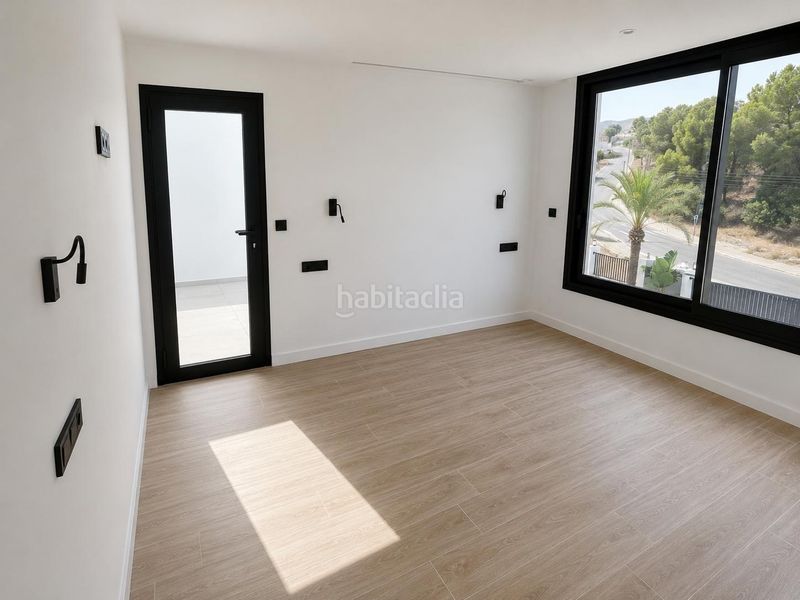 Foto c81e21c8-9dfb-4baa-8f4e-164b66546d87. Casa aparellada amb calefacció aparcament piscina a Alfàs del Pi (l´)