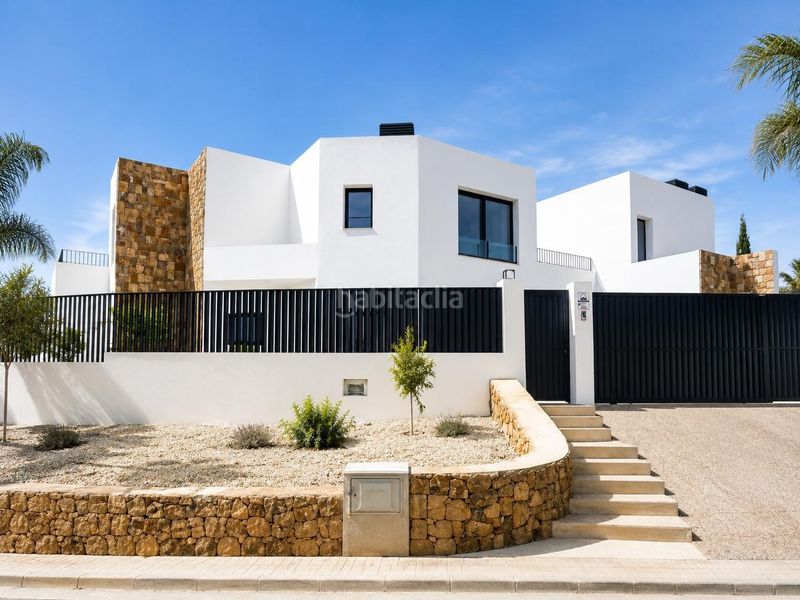 Foto e6517431-9126-44e4-beee-e7bcfb3d556e. Casa aparellada amb calefacció aparcament piscina a Alfàs del Pi (l´)