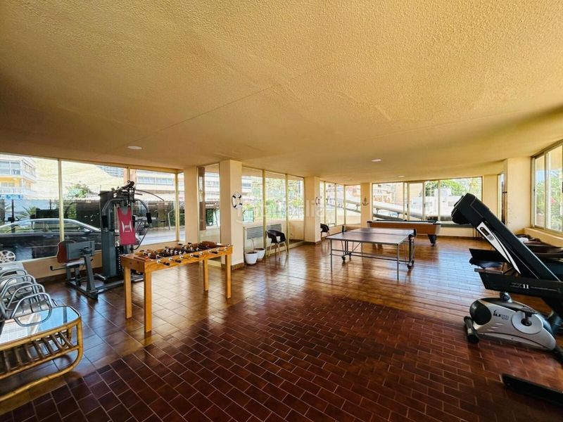 Foto c3b5da30-8c6d-4509-a52a-0b91cfa290ee. Apartament amb aparcament a Playa Poniente Benidorm
