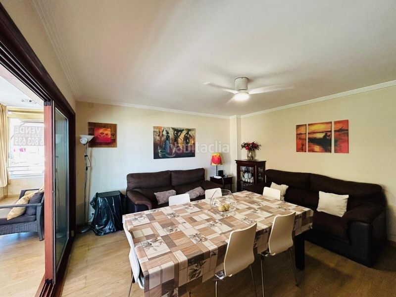 Foto db598624-34d7-4638-9056-15d044212946. Apartament amb aparcament a Playa Poniente Benidorm