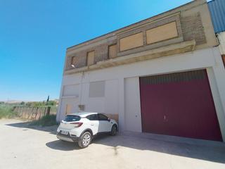 Lloguer Nau industrial  Calle de la hermana andresa. Nave en alquiler con excelente ubicación en fraga