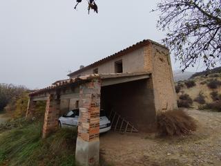 Finca rústica a Fraga. Terreno de mas de 1hectarea cerca de núcleo urbano