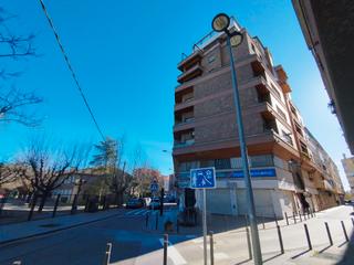 Oficina a Avenida de los deportes 11. Venta de altillo 100 m2, antigua academia de ingles en el centro