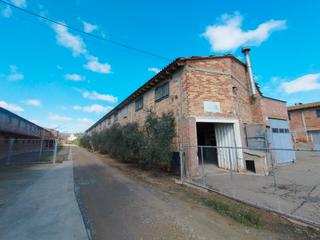 Lloguer Nau industrial a Camino masarrabal 14. Gran almacén en zona industrial de fraga, ideal almacenaje
