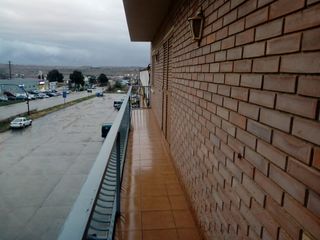 Casa a Avenida de aragón 87. Piso de 150 m2 con 5 habitaciones y  garaje de 600 mº