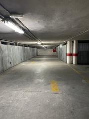 Parking voiture à Ubrique. Venta plaza de garaje cerrada. ubrique centro
