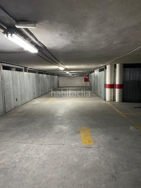 Foto b7fe718f-9aee-471e-a680-9ed1de051637. Autoparkplatz in Ubrique