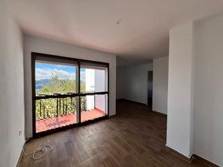 Planta baixa a Benaocaz. Venta piso en  planta baja en benaocaz