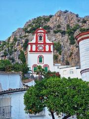 Casa a Ubrique. Venta solar casco antiguo