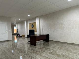 Lloguer Local Comercial a Ubrique. Alquiler local comercial zona centro
