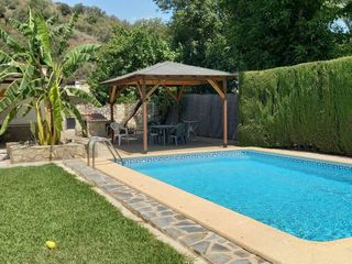 Terreno residencial en Benaocaz. Venta terreno con casa. tavizna. sierra de cádiz