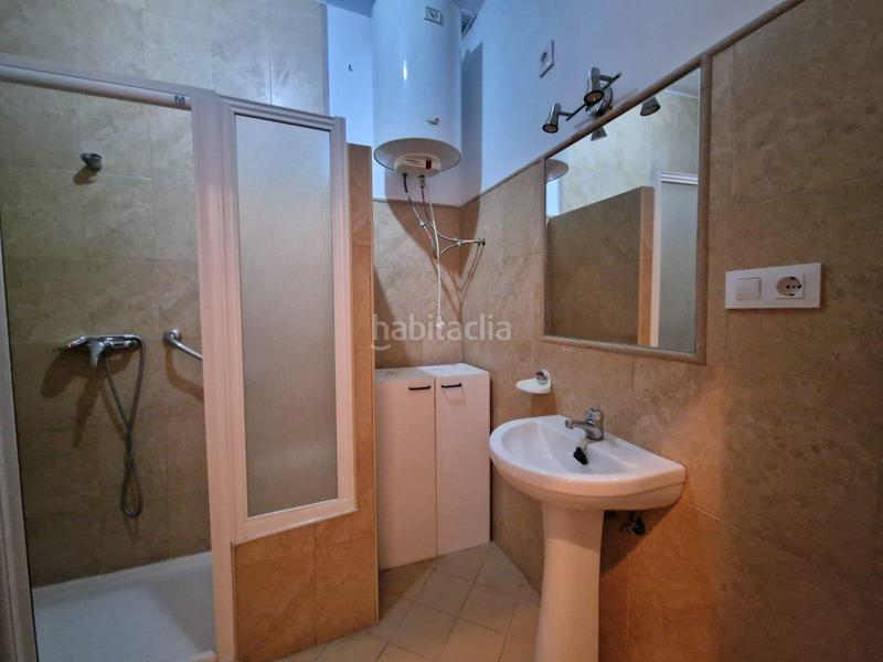 Foto 1ab00034-a4fe-42a8-a8e6-2d16727f89d9. Piso venta piso villamartin. centro en Villamartín