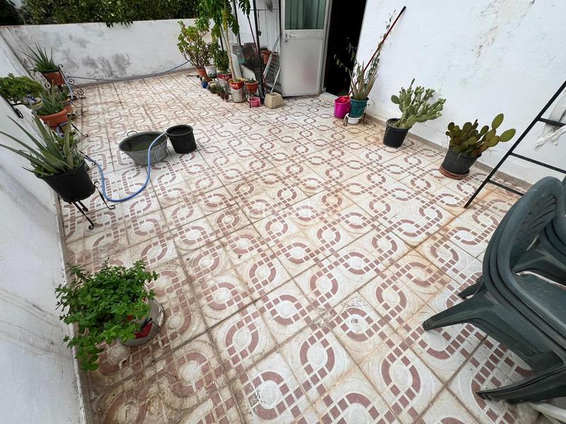 Foto f294e57b-aae5-4837-9624-4c6142a22e72. Casa con parcheggio in Ubrique