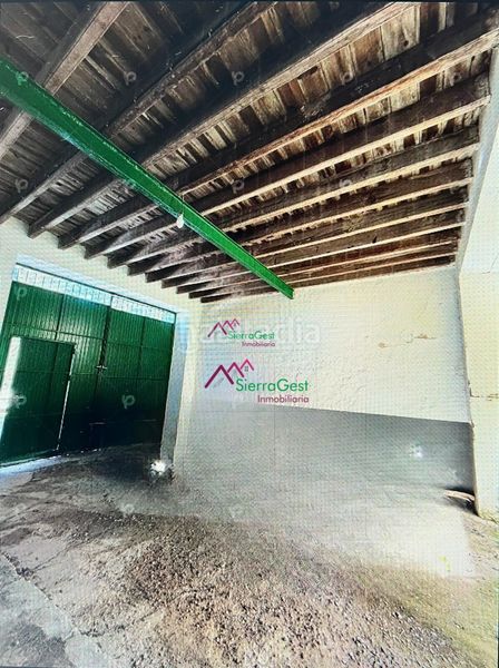 Foto 1fe075cd-506e-4ca1-8e0e-06b77d6ef348. Casa amb aparcament a Villamartín