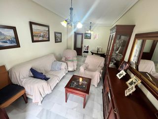 Ground floor in Ubrique. Planta baja con ascensor zona centro