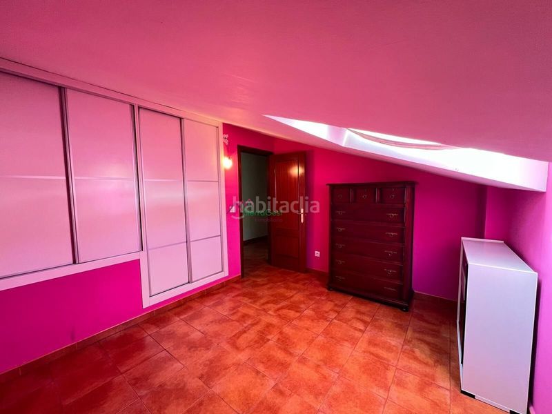 Foto 857bd2cc-cfd2-48de-a747-d5f3e7fdf3e7. Dúplex piso tipo duplex zona centro en Ubrique