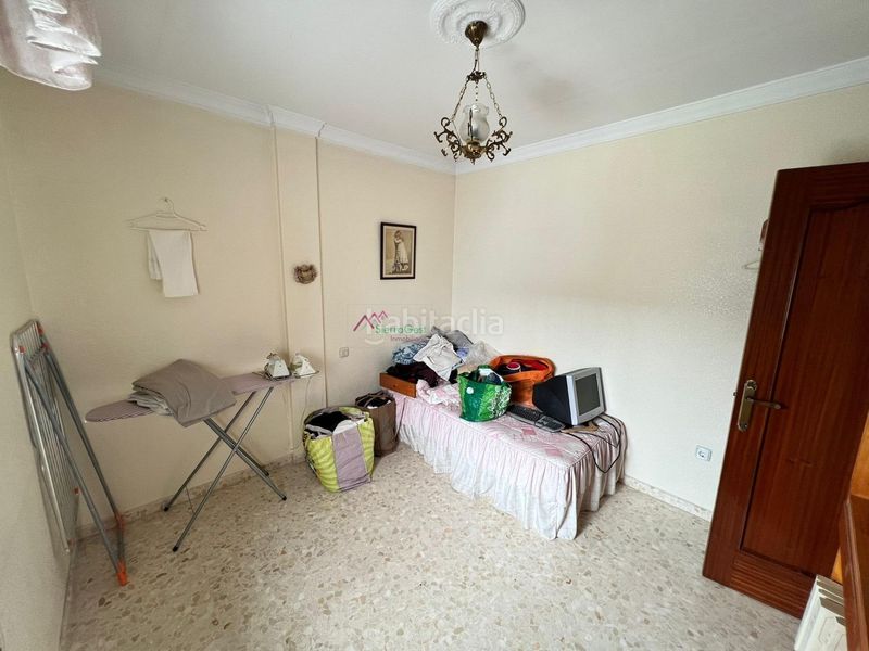 Foto 0bf23cd2-512c-4ae1-90a4-432de49dcf06. House with parking in Ubrique
