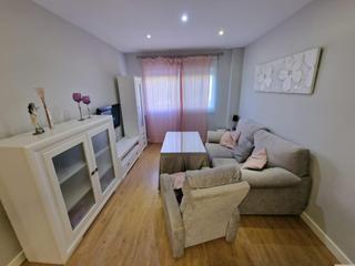 Appartement dans Ubrique. Venta piso con garaje y trastero