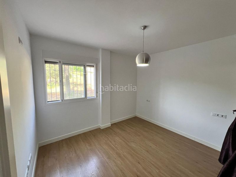 Foto c5b66f24-e005-4d01-848d-e0cb6dfef3fe. Pis amb aparcament a Ubrique
