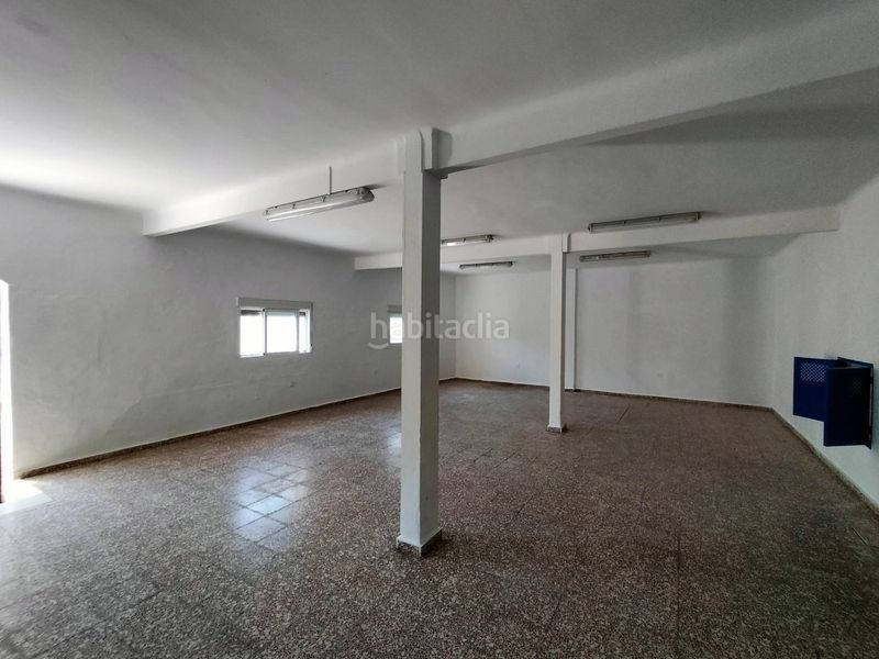 Foto 0a16dd20-7409-418c-9c08-b64ab5ddcf3a. Local comercial a Ubrique