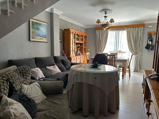 Casa a Ubrique. Venta casa con terraza. mirasierra
