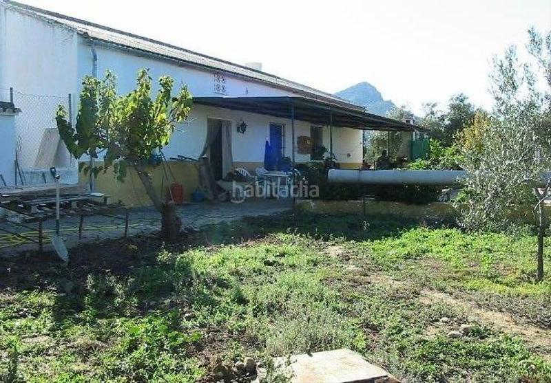Foto c96a0f09-8c6f-4a74-9b58-3dd8e22bd786. Casale con piscina in Gastor (El)