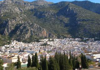 Terreny residencial a Ubrique. Solar  zona ayuntamiento