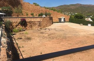 Terreny residencial a Carrer Serrans 21