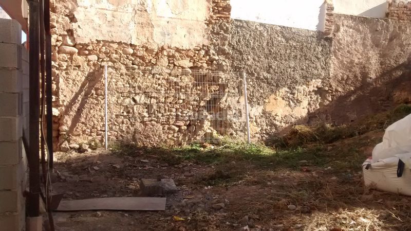 Foto ec7b6def-2e42-4e07-b74b-77a0c54fdcf0. Residential plot in carrer gilet 47 in Centro-El Castillo Sagunt