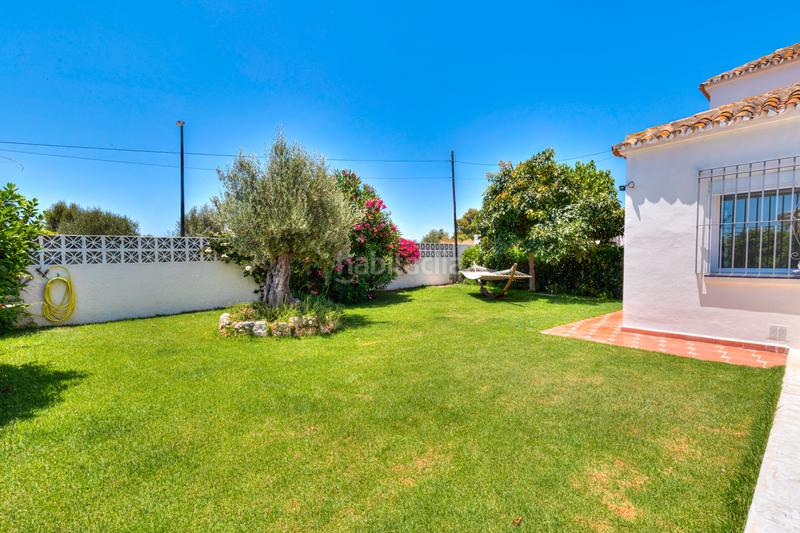 Foto 32c79d78-53f6-45b1-bb0c-6f86b70fc93a. Chalet espectacular villa en san pedro playa en Nueva Alcántara Marbella
