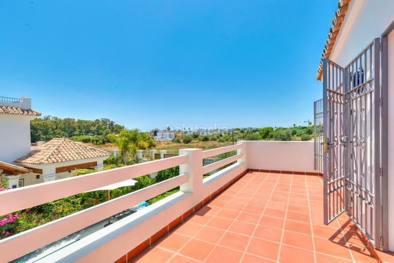 Foto 47c49bc2-9f95-47ed-878e-0f4bad74c9ca. Chalet espectacular villa en san pedro playa en Nueva Alcántara Marbella