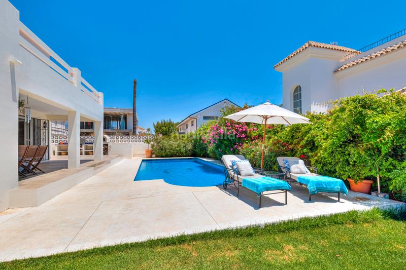 Foto 8faa4c65-256a-43f4-85f8-cd809d0993b8. Chalet espectacular villa en san pedro playa en Nueva Alcántara Marbella
