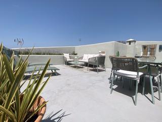 Lloguer Casa adossada  Calle julio romero de torres. Charming 3-bedroom townhouse with private pool - san pedro de al