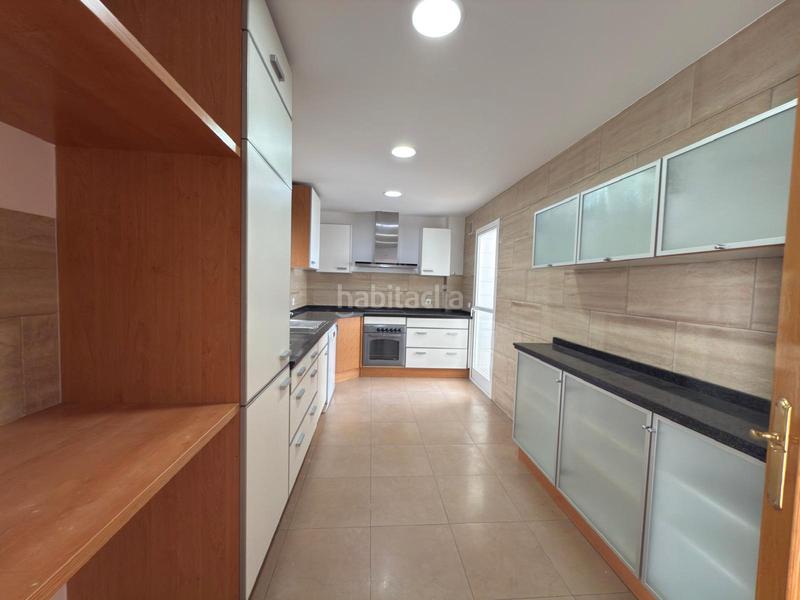 Foto 53b2d802-a9f6-48da-9c6c-99e6a76faadd. Dachwohnung in San Pedro de Alcántara Pueblo Marbella