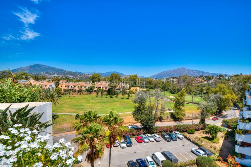 Foto 4cffa9ae-35fc-489c-9a1a-27dc18e67855. Duplex avec chauffage piscine dans Guadalmina Alta Marbella