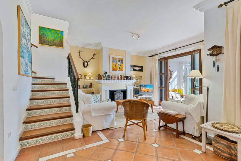 Foto 0d4db8ee-74c0-4fac-b090-38728dccd262. Chalet en calle d-1i 36 en Guadalmina Alta Marbella