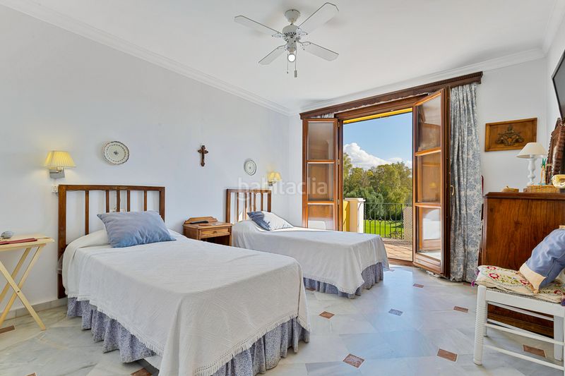 Foto ae3d7557-8ee1-435b-892e-556426a8aa87. Chalet en calle d-1i 36 en Guadalmina Alta Marbella
