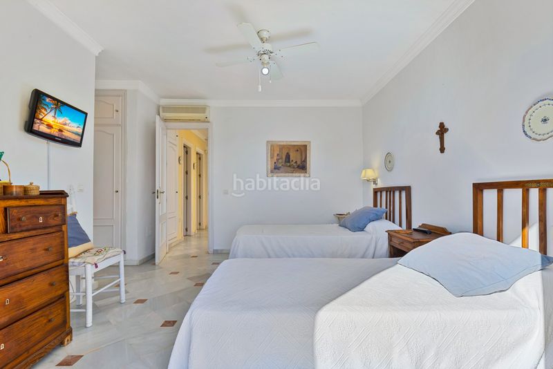 Foto c129dd9f-e8cf-4d93-a1ef-ac5e5fcaa729. Chalet en calle d-1i 36 en Guadalmina Alta Marbella