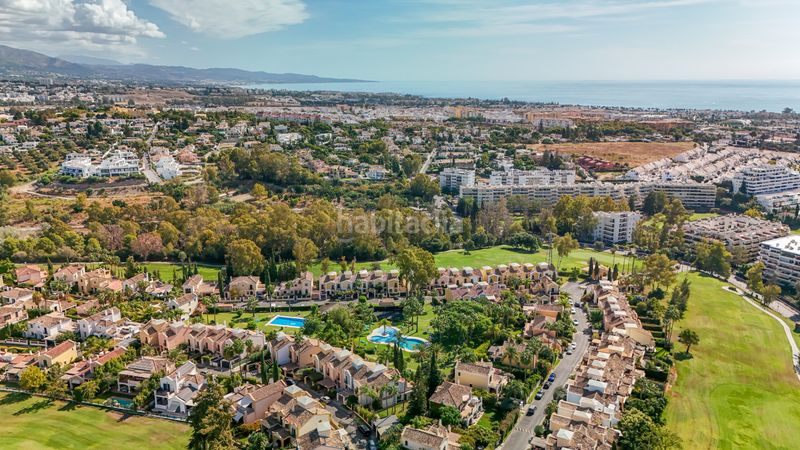 Foto ecb7b263-2a89-456a-bb42-62130cbe87ff. Chalet en calle d-1i 36 en Guadalmina Alta Marbella