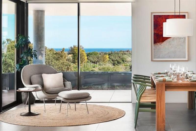 Foto 5e963086-eeb1-4a11-bee0-a926197d36e1. Appartement mit heizung parking pool in Sotogrande alto Sotogrande