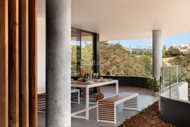 Foto e89900d8-1aee-4dcf-9200-16da09fb7265. Apartament amb piscina a Sotogrande alto Sotogrande