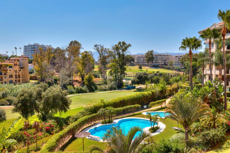 Foto efd30834-c359-45bb-a996-73e2fc2f6d87. Apartment in calle 25 3 in Guadalmina Alta Marbella