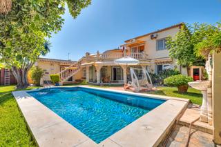 Chalet in Calle del copo 11