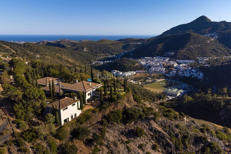 Foto 879c60bb-1f6f-493d-8733-fdb0bd543821. Chalet en urbanizacion coto La Zagaleta 3f en La Zagaleta Benahavís