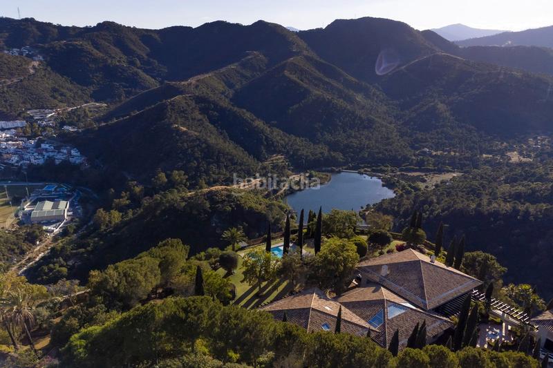 Foto d6ba18fa-c43d-4f0c-9847-2b2611a41f69. Chalet in urbanizacion coto La Zagaleta 3f in La Zagaleta Benahavís