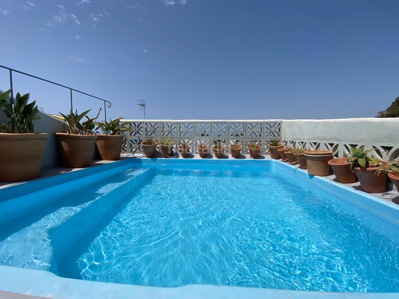 Foto bc487fce-03a2-4474-b80a-686363a8f86c. Lloguer dúplex a calle julio romero de torres 28 a Marbella