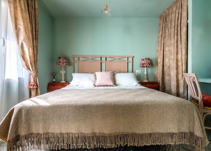 Foto 82d1b7b4-51b7-42d7-977f-0be1332a6e08. Miete zweistöckige wohnung in calle julio romero de torres 28 in Marbella