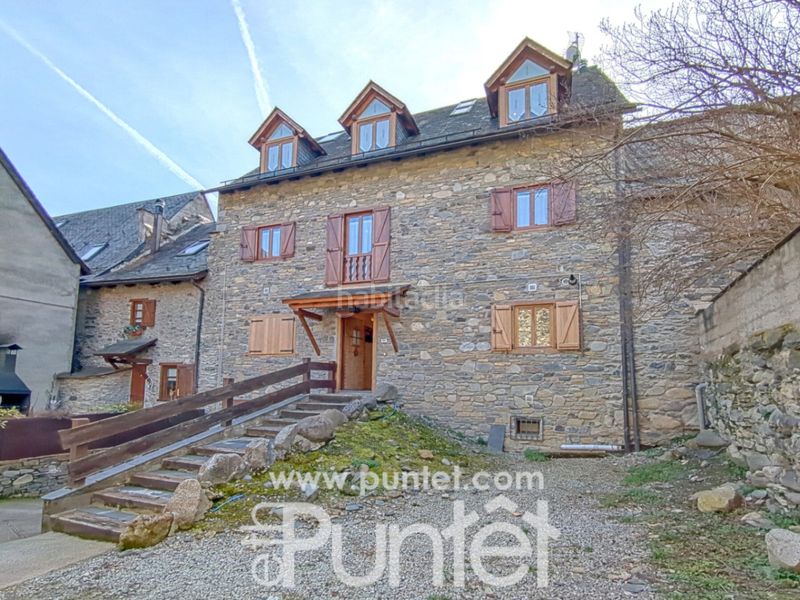 Foto a475d303-9eae-4ff2-a712-37f1ebb2fc00. Casa amb calefacció aparcament a Vielha Vielha e Mijaran